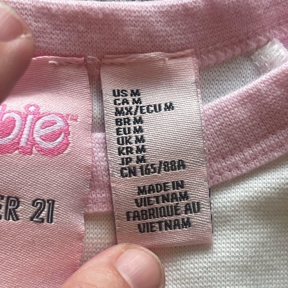 Forever 21 Barbie collab Malibu Barbie pink white crop top - Picture 4 of 7